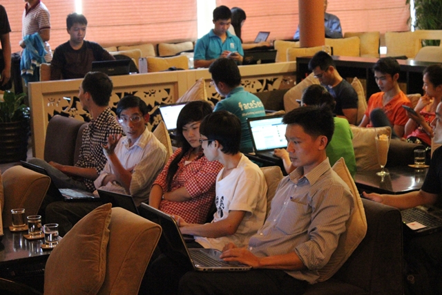 Đào tạo SEO tại Lào Cai chất lượng, chuẩn Google, lên TOP bền vững không bị Google phạt, dạy bởi Linh Nguyễn CEO Faceseo. LH khóa đào tạo SEO mới 0932523569.