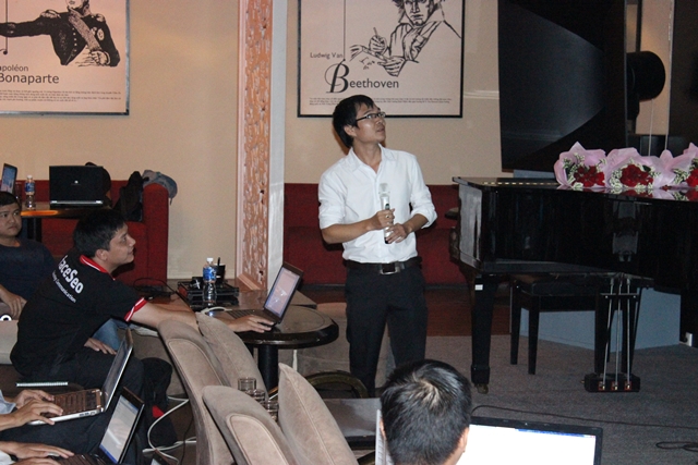 Đào tạo SEO tại Nam Định chất lượng, chuẩn Google, lên TOP bền vững không bị Google phạt, dạy bởi Linh Nguyễn CEO Faceseo. LH khóa đào tạo SEO mới 0932523569.